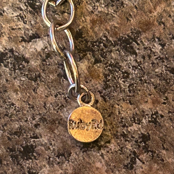 NWT Ruby Rd. Hammered Silver Tone and Black Circular Frontal Statement Necklace. - Picture 6 of 7